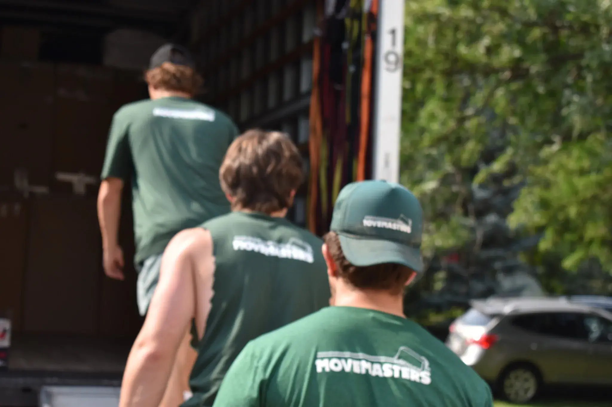 movemasters-moving-crew-loading-truck